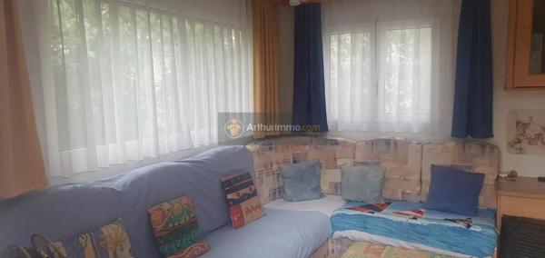 Vente                                                      Terrain
                        
                                         200 m2                     à Fréjus