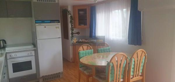 Vente                                                      Terrain
                        
                                         200 m2                     à Fréjus