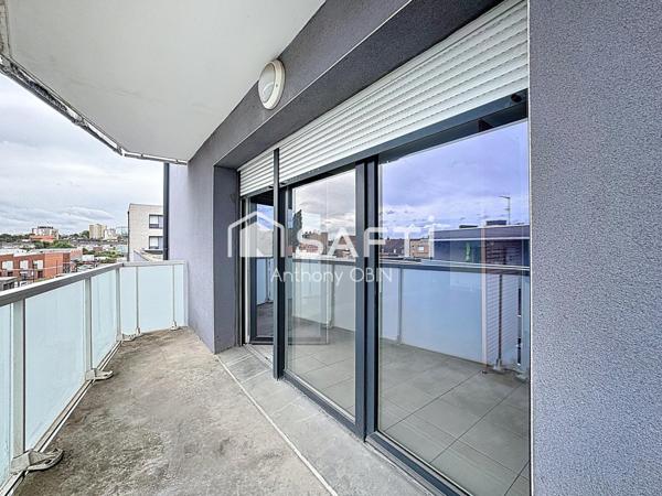 Appartement de 2011, type 2, balcon, place de parking