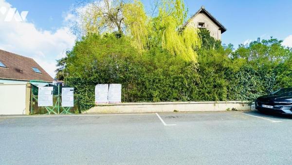 Terrain à bâtir rare à Chevry Cossigny : une opportunité unique pour construire en Île-de-France. 