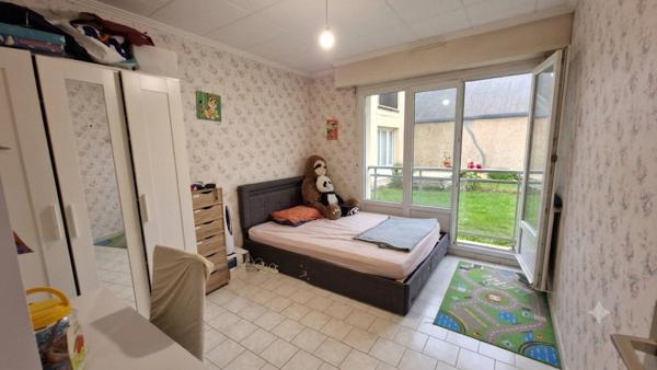 Appartement  5 pièce(s) 103 m2 proche gare tgv, commerces, centre ville, Tours