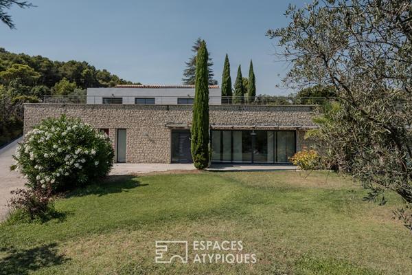 Maison d’architecte au style contemporain dans un cadre paisible