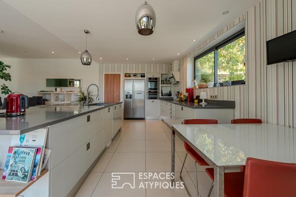 Maison d’architecte au style contemporain dans un cadre paisible