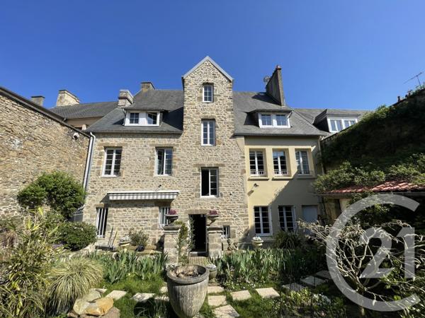 Maison à vendre  12 pièces - 315 m2 COUTANCES - 50