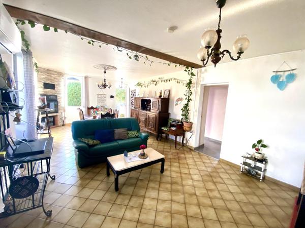 Maison en pierre, charme et confort à Villeneuve