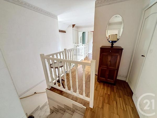 Maison à vendre  9 pièces - 166 m 2   RAMBOUILLET  - 78