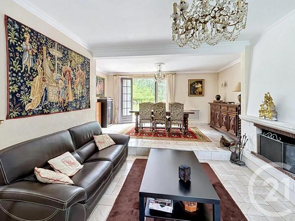 Maison à vendre  9 pièces - 166 m 2   RAMBOUILLET  - 78