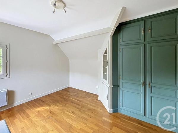 Maison à vendre  9 pièces - 166 m 2   RAMBOUILLET  - 78