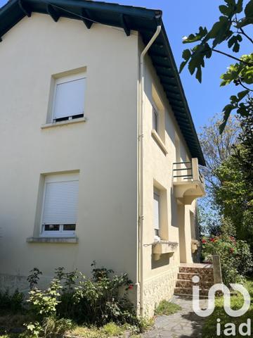 Maison traditionnelle 7 pièces de 141 m² à Tarbes (65000)