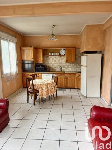 Maison traditionnelle 7 pièces de 141 m² à Tarbes (65000)