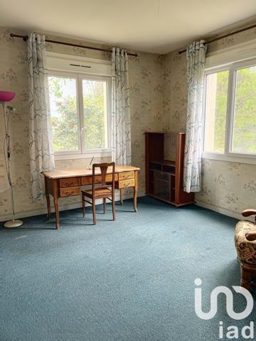 Maison traditionnelle 7 pièces de 141 m² à Tarbes (65000)