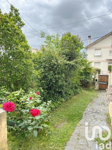 Maison traditionnelle 7 pièces de 141 m² à Tarbes (65000)