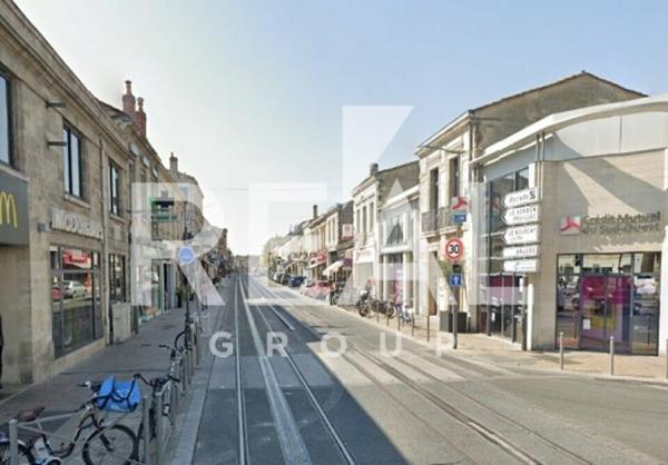 Local commercial de 77 m² à louer à Le Bouscat