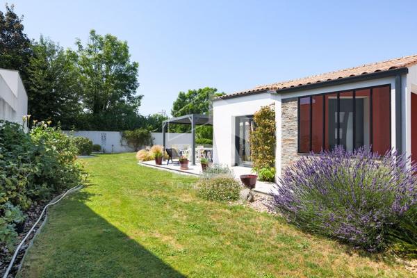 Maison plain-pied 192 m2