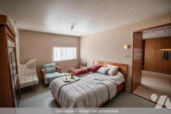 TRENTE CINQ NOTAIRES  - Pour les amoureux de randonnées en forêt et sur le halage  - située sur...