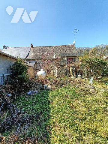 TRENTE CINQ NOTAIRES  - Pour les amoureux de randonnées en forêt et sur le halage  - située sur...