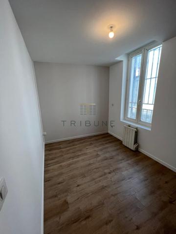 Immeuble 120 m² 2 etage(s)