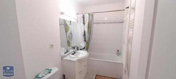 Appartement à louer 1 pièce 27.98m²