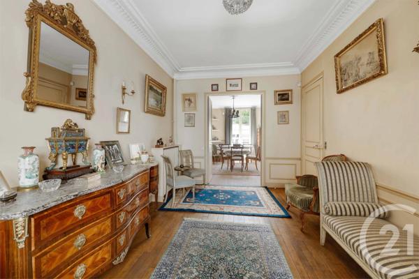 Maison à vendre  7 pièces - 215 m 2   VANVES  - 92