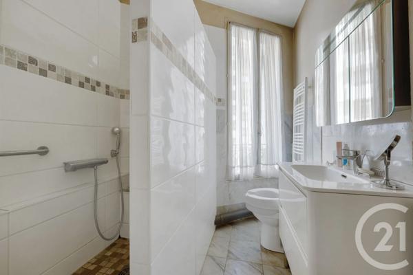 Maison à vendre  7 pièces - 215 m 2   VANVES  - 92