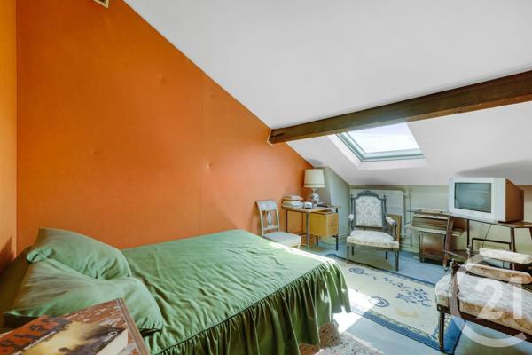 Maison à vendre  7 pièces - 215 m 2   VANVES  - 92