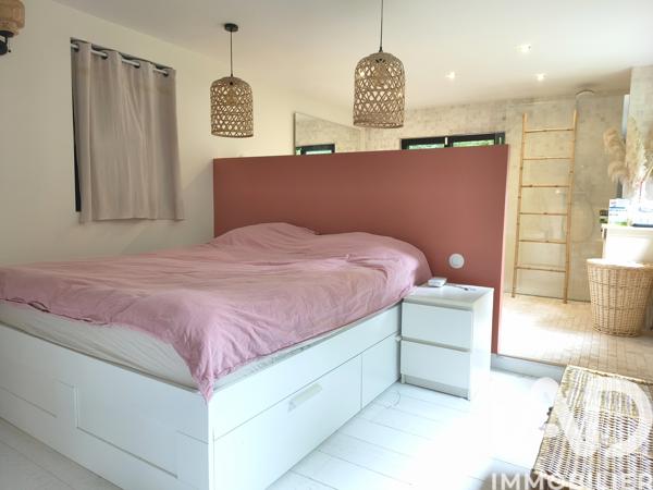 Maison à vendre 6 pièces 164 m² Saint-Arnoult-en-Yvelines