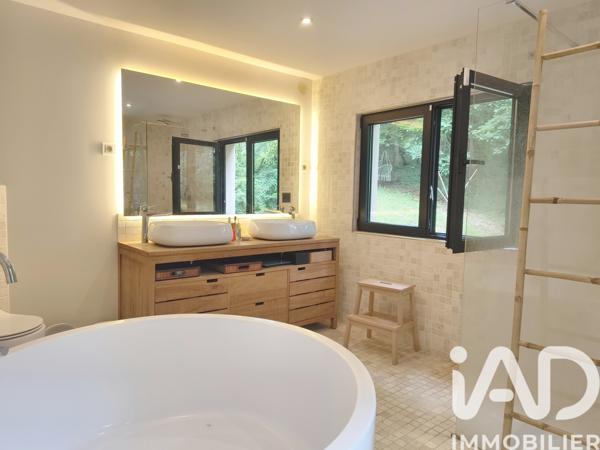 Maison à vendre 6 pièces 164 m² Saint-Arnoult-en-Yvelines