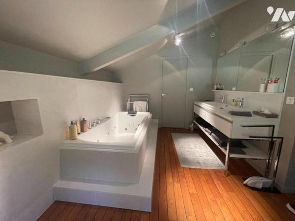 Maison familiale de 200 m² sur 12 976 m²