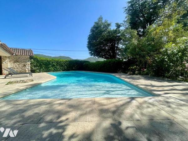 Maison familiale de 200 m² sur 12 976 m²