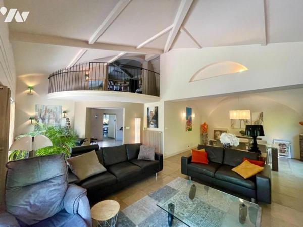 Maison familiale de 200 m² sur 12 976 m²