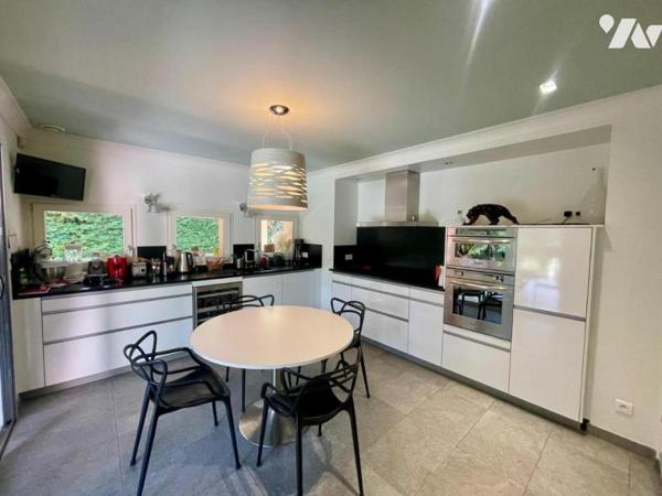 Maison familiale de 200 m² sur 12 976 m²