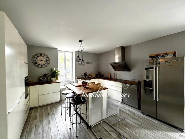 MAISON EN PIERRES VENDUE MEUBLEE