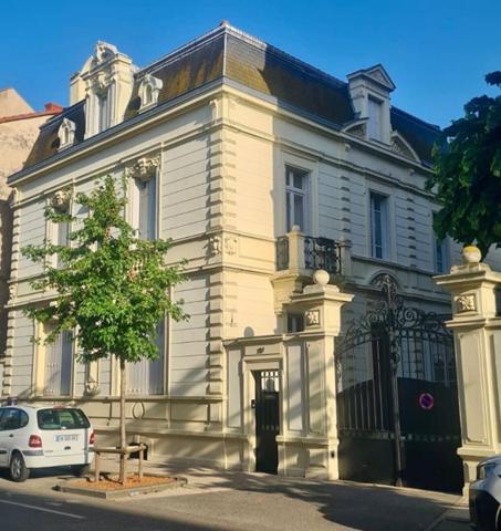 Maison 377 m2 Roanne Centre Ville