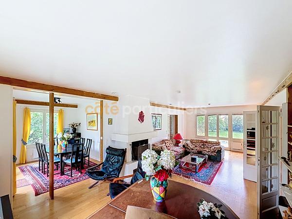 Vente
                Maison148 m² - 7 Pièces -
                    LE MESNIL ESNARD (76240)