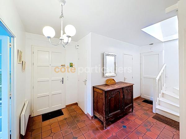 Vente
                Maison148 m² - 7 Pièces -
                    LE MESNIL ESNARD (76240)