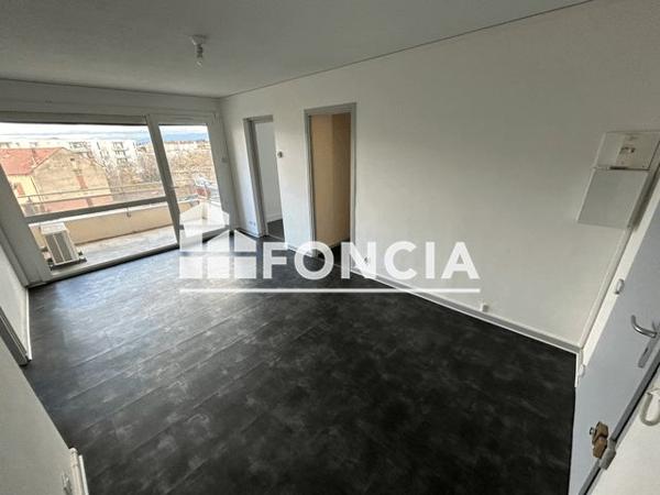 Location Appartement 2 pièces 43 m² - 380 AVENUE VICTOR HUGO Valence 26000