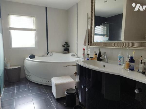 MOUTIERS LES MAUXFAITS