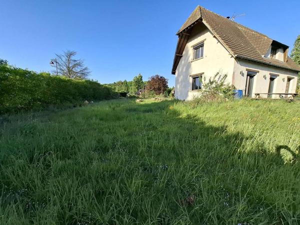 Maison type Pavillon proche VERNEUIL SUR AVRE 6 pièce(s) 101 m2 + terrain