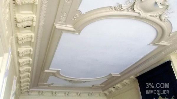 Bel appartement de la Belle Epoque avec plafonds cathédrale, face à l'entrée du port de pêche et de plaisance Le Tréport (76470)