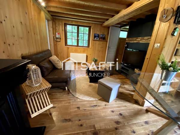 Chalet rénové en bord d’eau, rare à Clécy