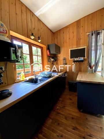 Chalet rénové en bord d’eau, rare à Clécy