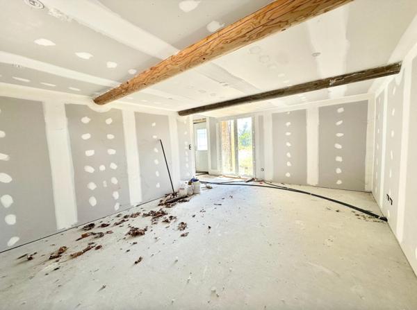 Mas à rénover à l'Isle-sur-la-Sorgue