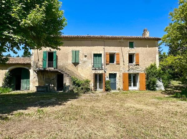 Mas à rénover à l'Isle-sur-la-Sorgue