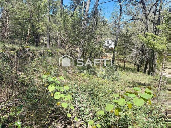 Terrain 1103 m² à Lorgues (83510).