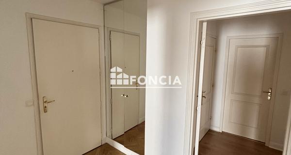 Location Appartement 3 pièces 74.8 m² - Levallois-perret 92300