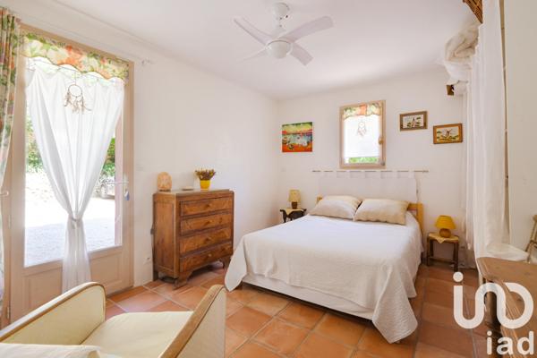 Maison à vendre 7 pièces 180 m² Cuges-les-Pins