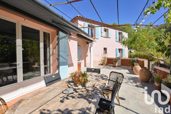 Maison à vendre 7 pièces 180 m² Cuges-les-Pins