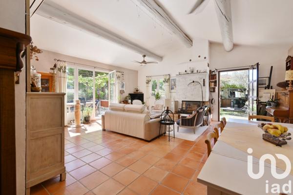 Maison à vendre 7 pièces 180 m² Cuges-les-Pins