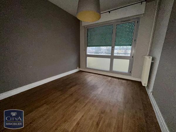 Appartement à louer 3 pièces 73.76m²