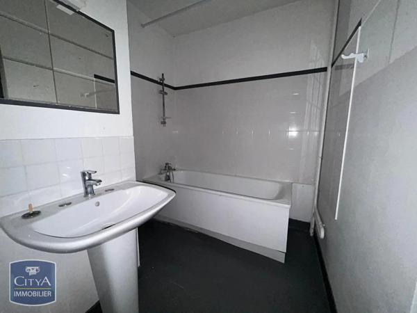 Appartement à louer 3 pièces 73.76m²